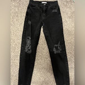 Juniors’ SO High Rise Mom Jeans